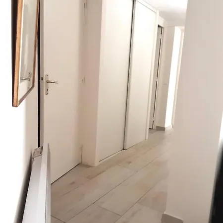 Apartment Bel Coeur De Ville, Patio, Clim, Garage Sète